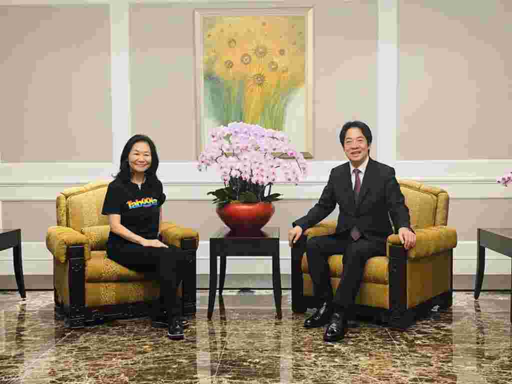 Ning Ning Yu Receives World Chinese Business Women's Award